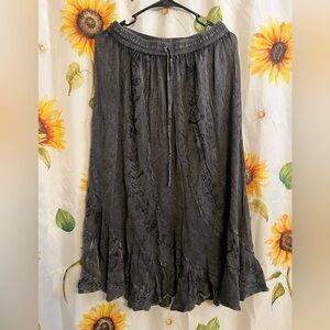 Elegant Embroidered Skirt